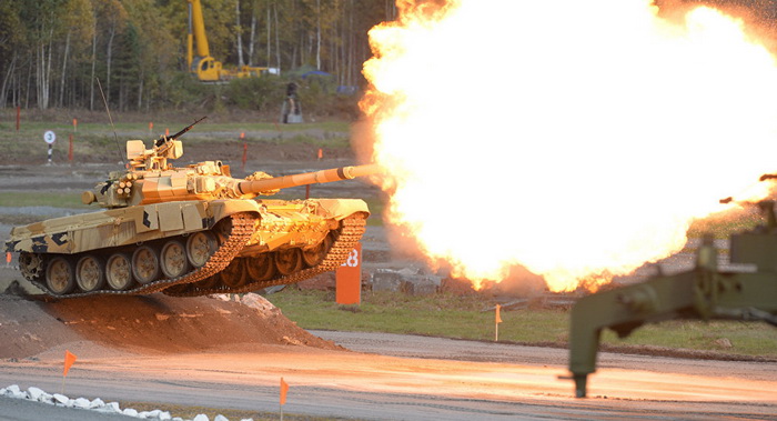 دبابة القتال الرئبسبة الروسية T-90