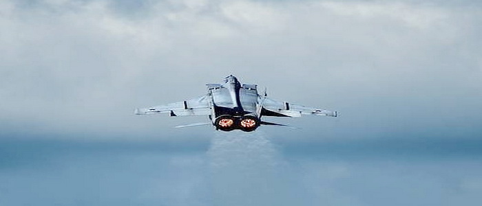 مقاتلات روسية من طراز MiG-31 تخوض معركة عنيفة في الستراتوسفير في تدريبات فوق كامتشاتكا.