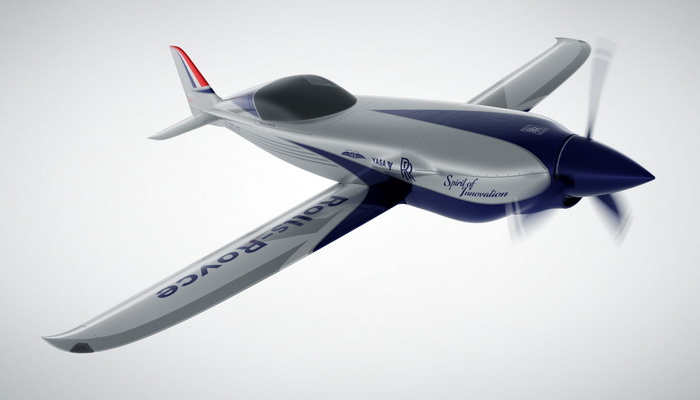 شركة رولز رويس Rolls-Royce تكمل الاختبارات الفنية لتشغيل أسرع طائرة كهربائية في العالم.