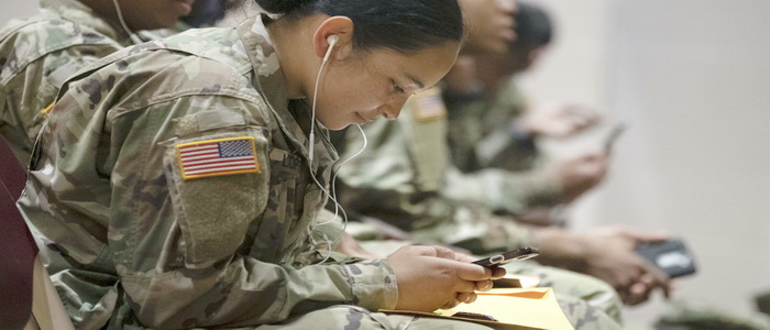 جزء كبير من التمرين هو تجنب الاكتشاف من قبل العدو باستخدام العمليات الموزعة وإخفاء الإشارات الإلكترونية  تدريبات محاكاة لتجنب الاكتشاف من قبل العدو يقيد استخدام الهواتف المحمولة لمشاة البحرية وجنود الجيش الأمريكي.