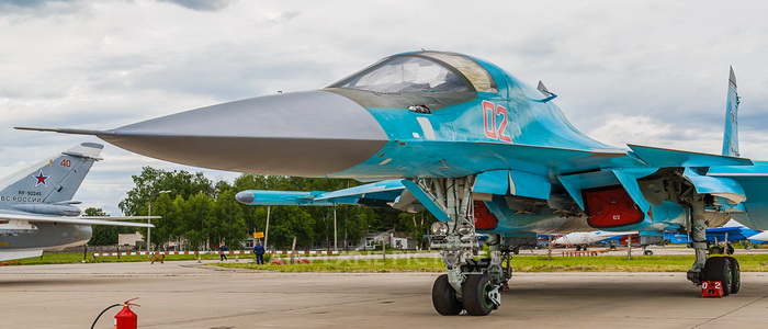 روسيا | وحدات القوات الجوية والفضائية الروسية تتسلم الدفعة الأولى من قاذفات "سو – 34 إم" المطوّرة.      