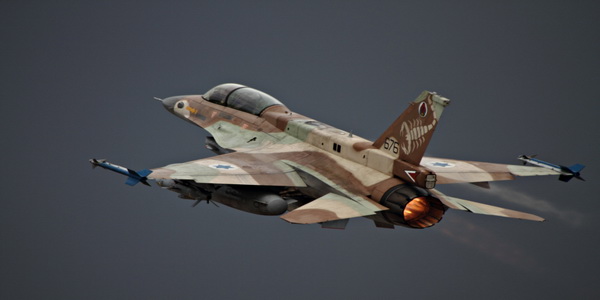 سوريا | طائرات إسرائيلية من طراز F-16  تشن ضربة صاروخية على دمشق.
