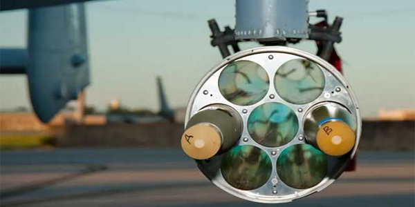 الولايات المتحدة | إختبار مجموعات الصواريخ BAE APKWS من قبل مكتب أنظمة الطائرات الصغيرة بدون طيار (JCO) الأمريكي. 