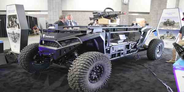 الولايات المتحدة | شركة AimLock تتعاون مع Overland AI لتقديم مركبات أرضية غير مأهولة (UGV) متقدمة.