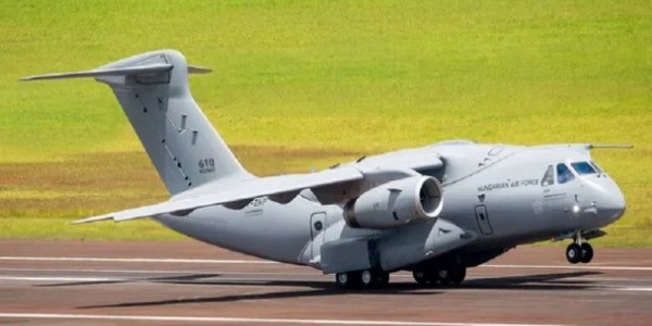 المجر | طائرة النقل ووحدة العناية المركزة التابعة للقوات الجوية المجرية C-390 Millennium تقوم برحلتها الأولى.