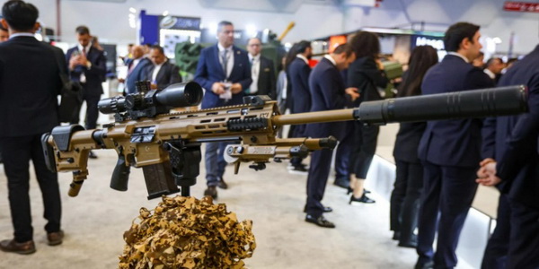 تركيا | شركة MKE تطرح نسختين جديدتين من بندقية القنص KNT-76 خلال فعاليات معرض SAHA EXPO'24.